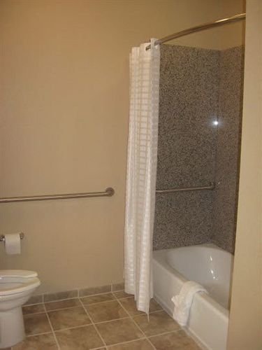 Ambassador Inn & Suites Baldwin Εξωτερικό φωτογραφία